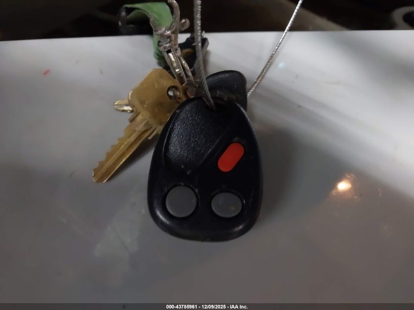 2004 Chevrolet Tahoe Ls VIN: 1GNEC13V34J323279 Lot: 43785961