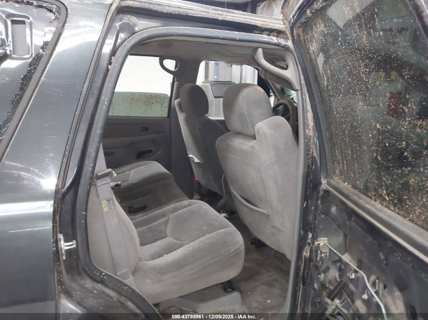 2004 Chevrolet Tahoe Ls VIN: 1GNEC13V34J323279 Lot: 43785961