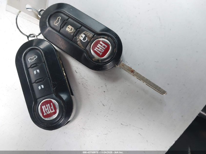 2018 Fiat 500E Battery Electric VIN: 3C3CFFGE7JT377448 Lot: 43785970