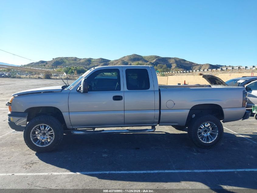 2004 Chevrolet Silverado 1500 Ls VIN: 2GCEC19T141229961 Lot: 43785993