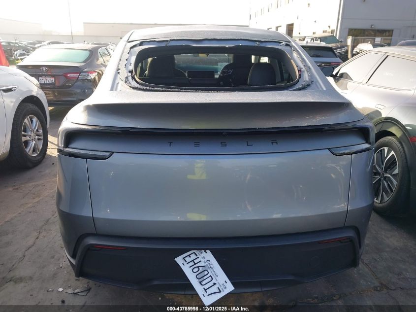 2026 Tesla Model Y Long Range Dual Motor All-Wheel Drive VIN: 7SAYGDED7TF522053 Lot: 43785998