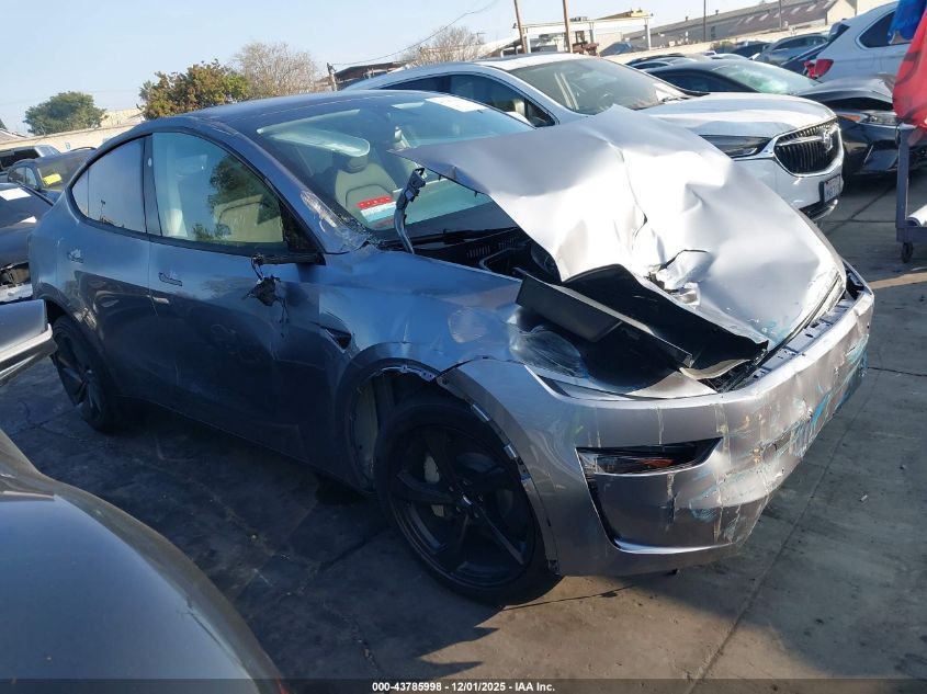 TESLA MODEL Y LONG RANGE DUAL MOTOR ALL-WHEEL DRIVE