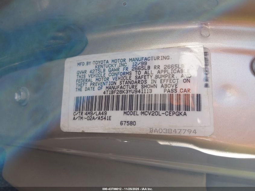 2000 Toyota Camry Xle V6 VIN: 4T1BF28K3YU941113 Lot: 43786012