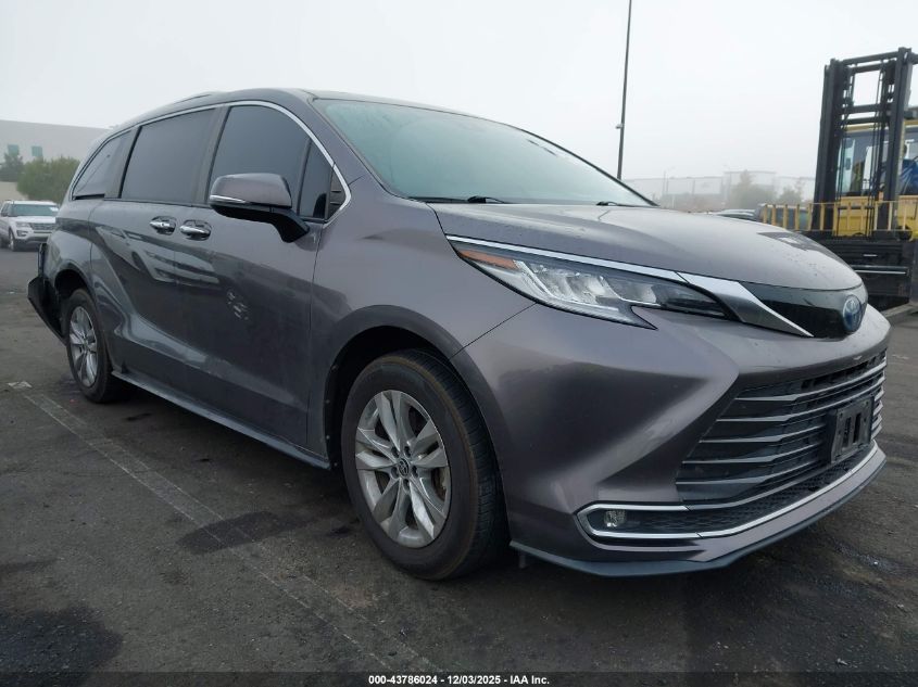 TOYOTA SIENNA LIMITED