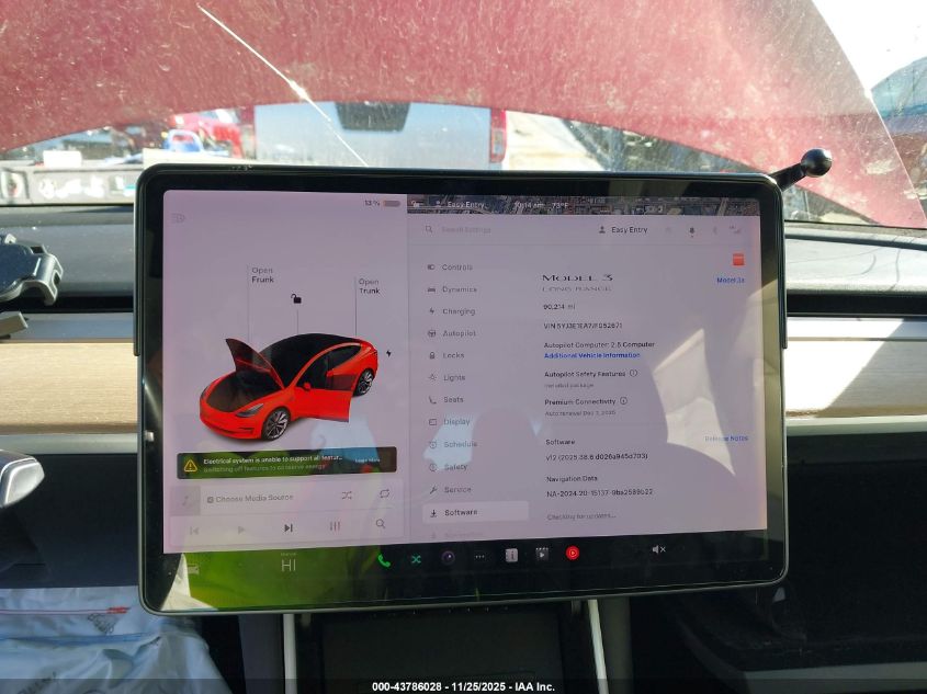 2018 Tesla Model 3 Long Range/Mid Range VIN: 5YJ3E1EA7JF052671 Lot: 43786028