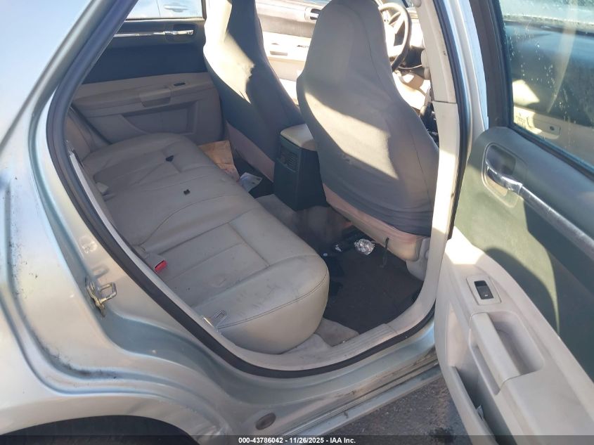 2006 Chrysler 300 Touring VIN: 2C3KA53G06H405523 Lot: 43786042