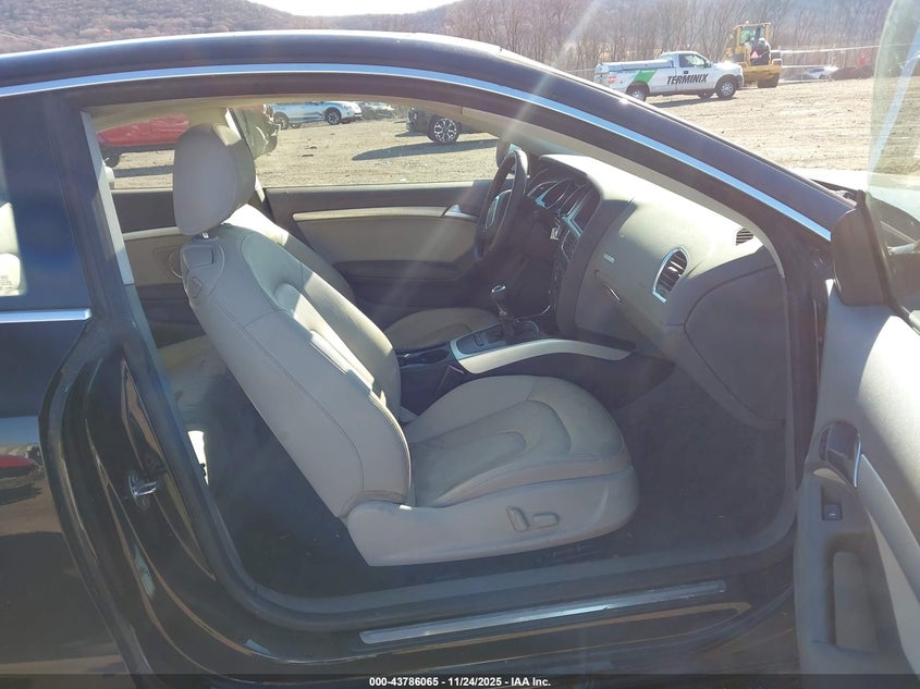 WAUDK78TX9A019727 2009 AUDI A5 photo no. 5