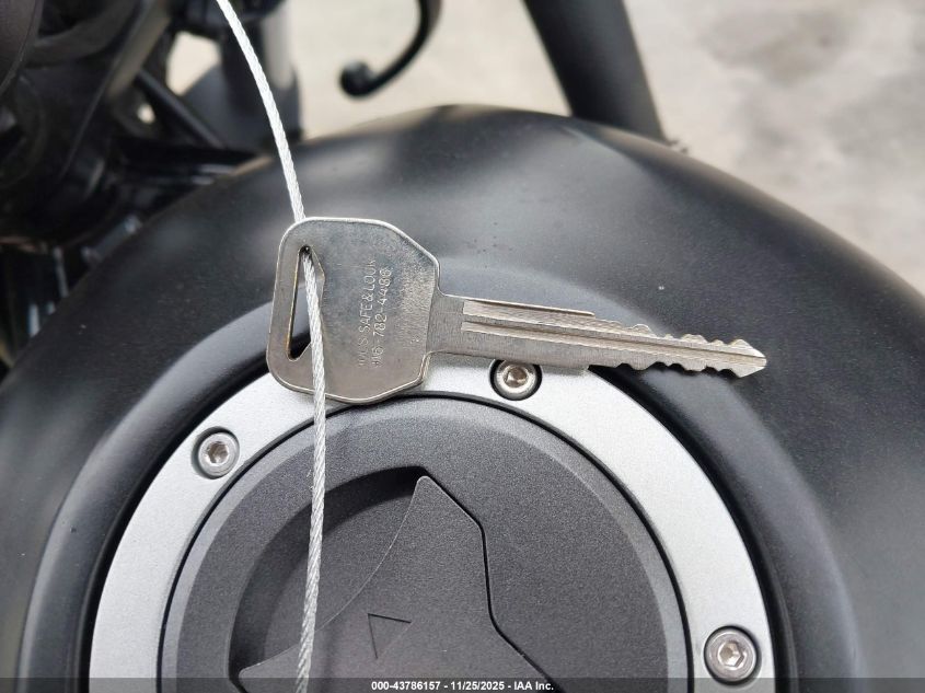 MLHPC5650M5400720 2021 HONDA CM photo no. 11