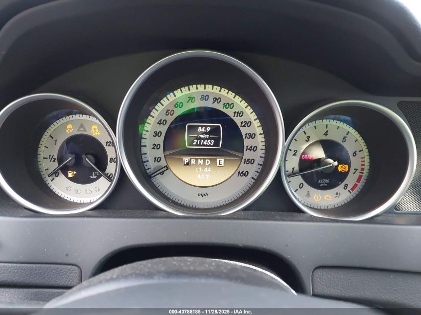 2012 Mercedes-Benz C 300 Luxury 4Matic VIN: WDDGF8BB5CR201764 Lot: 43786185