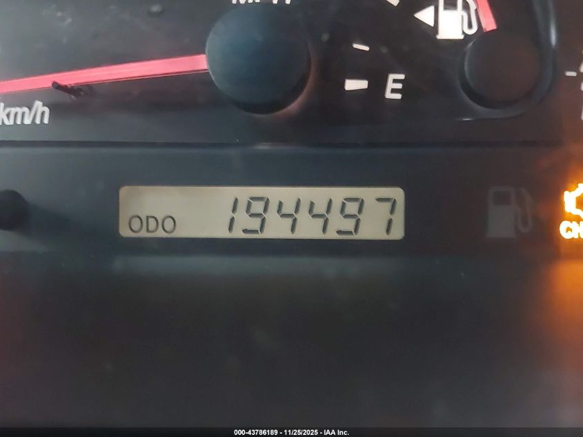 2004 Toyota Camry Xle V6 VIN: 4T1BF32K94U585744 Lot: 43786189