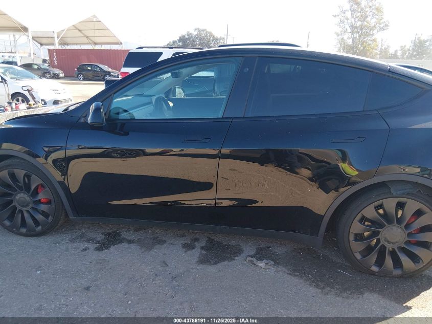 2022 Tesla Model Y Performance Dual Motor All-Wheel Drive VIN: 7SAYGDEF0NF336360 Lot: 43786191