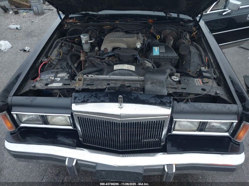 1989 Lincoln Town Car Signature VIN: 1LNBM82F8KY609768 Lot: 43786206