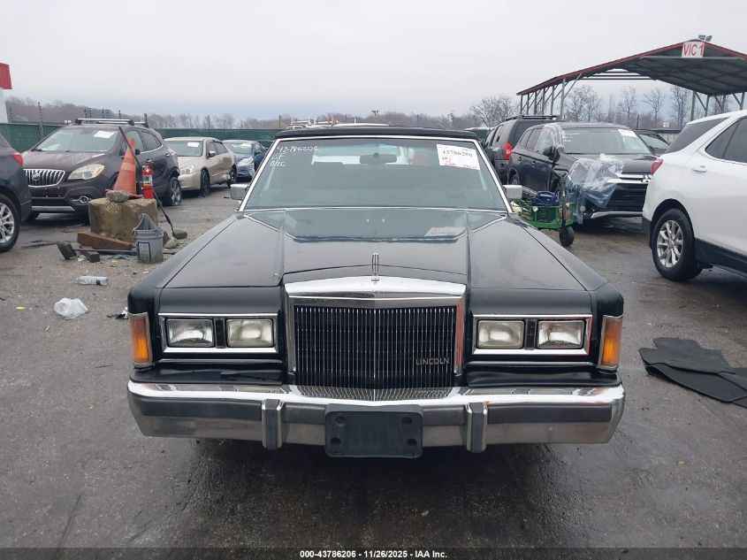 1989 Lincoln Town Car Signature VIN: 1LNBM82F8KY609768 Lot: 43786206