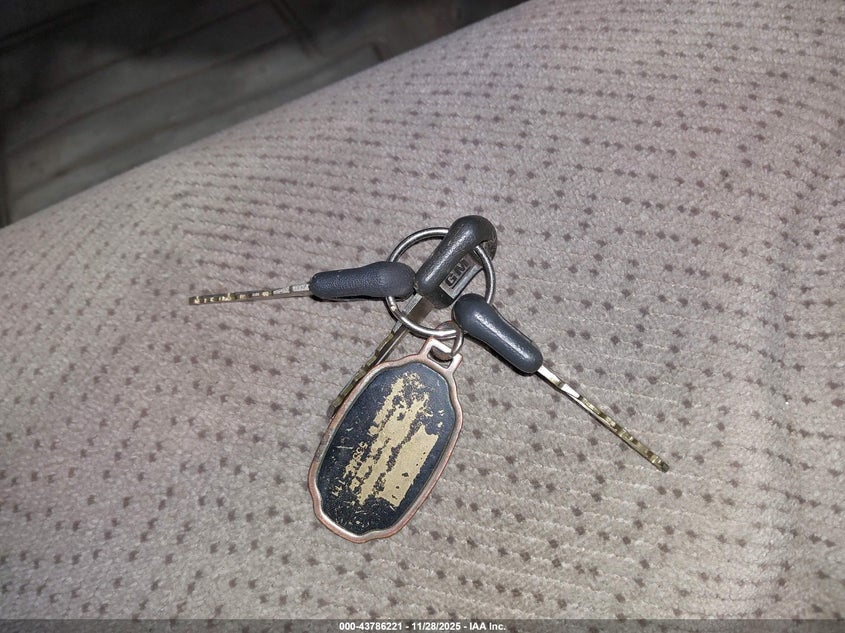 1998 GMC Sierra 1500 Sl Wideside VIN: 1GTEK14R1WZ522283 Lot: 43786221