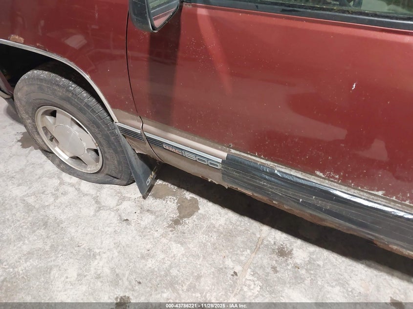 1998 GMC Sierra 1500 Sl Wideside VIN: 1GTEK14R1WZ522283 Lot: 43786221