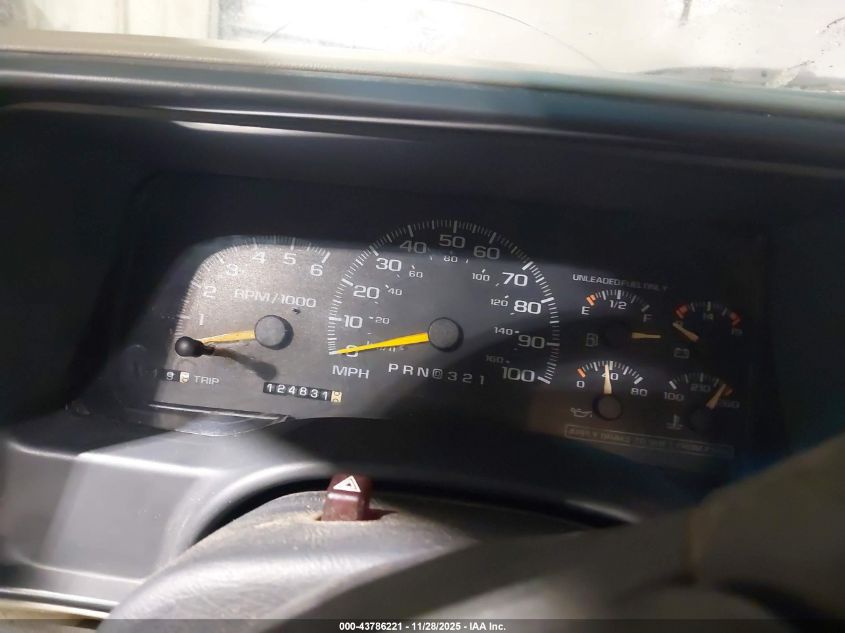 1998 GMC Sierra 1500 Sl Wideside VIN: 1GTEK14R1WZ522283 Lot: 43786221