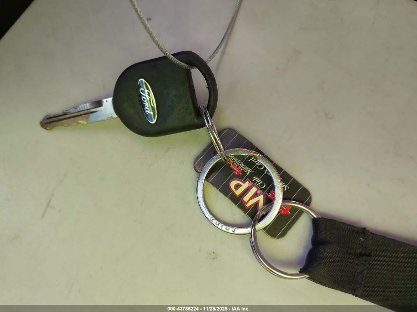 2003 Ford Expedition Xlt VIN: 1FMPU15L83LC15202 Lot: 43786224