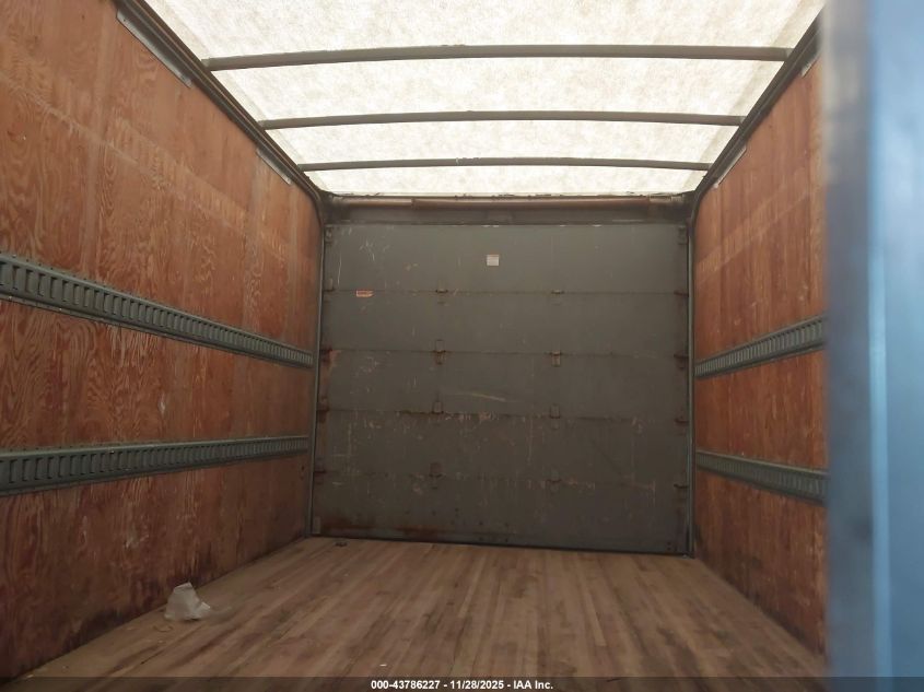 2005 Chevrolet Express Cutaway Base W/C7A VIN: 1GBJG31U451207449 Lot: 43786227