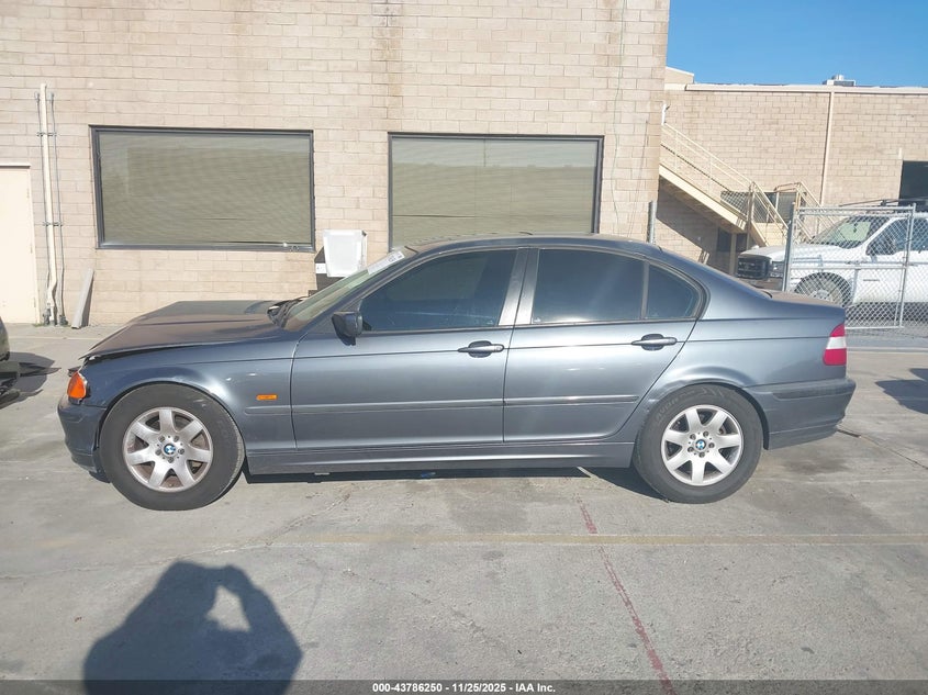 2001 BMW 325I VIN: WBAAN37411NJ12856 Lot: 43786250