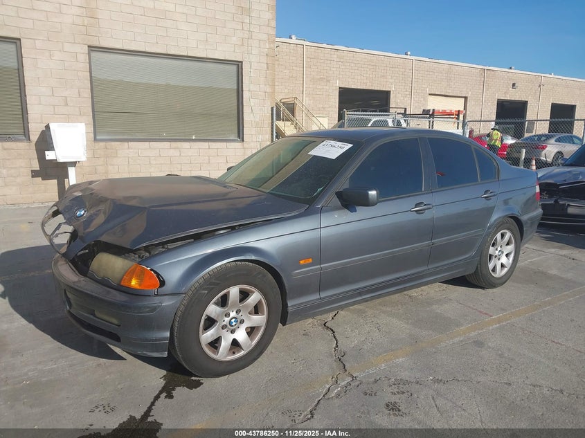 2001 BMW 325I VIN: WBAAN37411NJ12856 Lot: 43786250