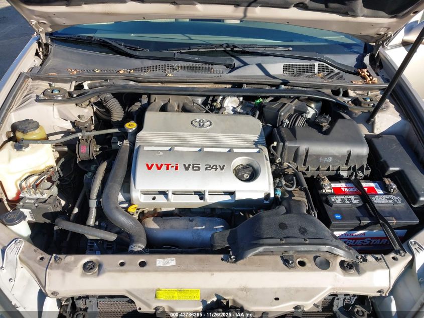 2004 Toyota Camry Le V6 VIN: 4T1BF32K64U582459 Lot: 43786265