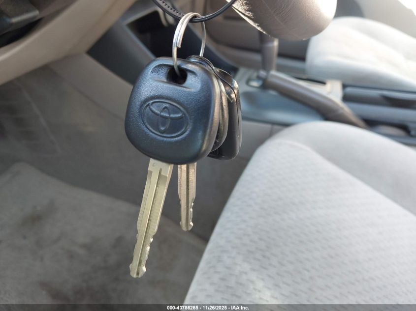 2004 Toyota Camry Le V6 VIN: 4T1BF32K64U582459 Lot: 43786265