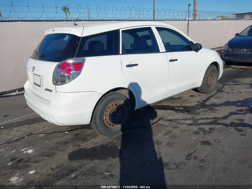 2T1KR32E47C646019 2007 TOYOTA MATRIX photo no. 4