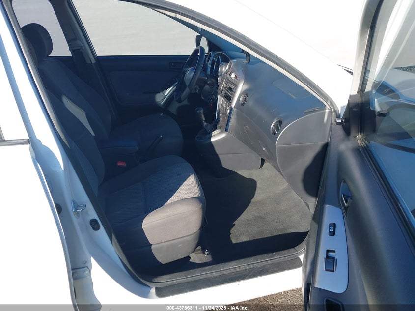 2T1KR32E47C646019 2007 TOYOTA MATRIX photo no. 5