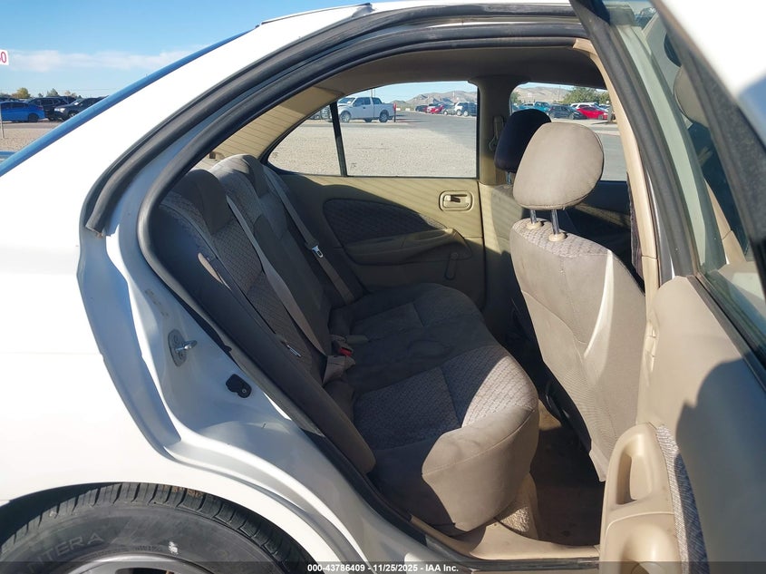 2001 Nissan Sentra Xe VIN: 3N1CB51D71L426796 Lot: 43786409