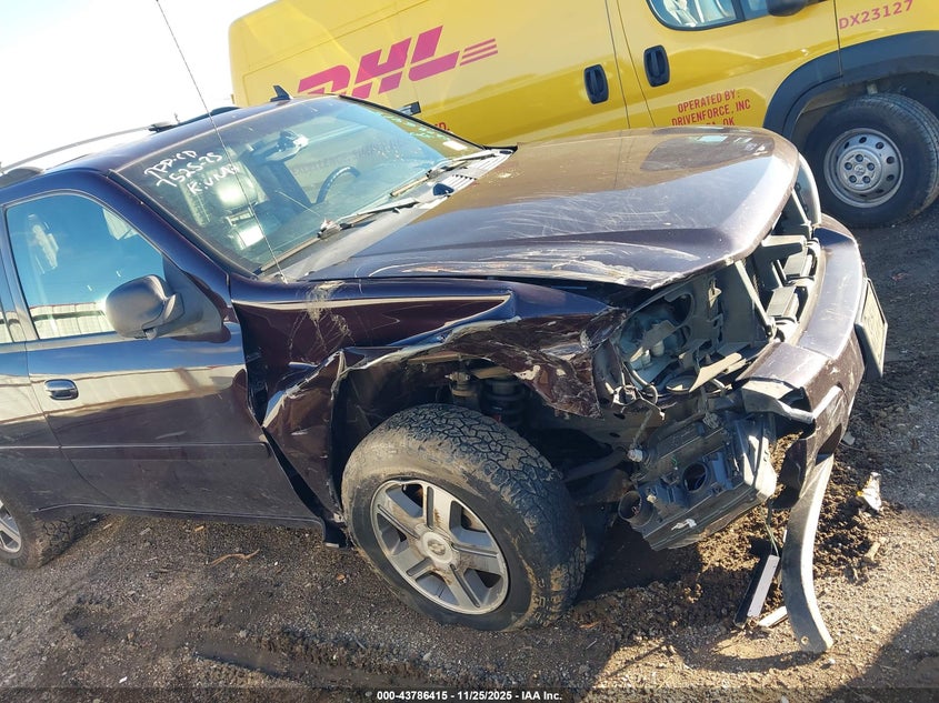 2008 Chevrolet Trailblazer Lt VIN: 1GNDS13SX82144984 Lot: 43786415