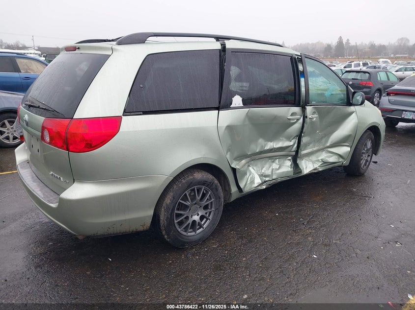 2008 Toyota Sienna Le