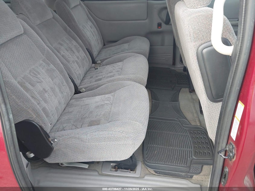 2004 Pontiac Montana M16 W/1Se Pkg. VIN: 1GMDX13E44D144476 Lot: 43786427