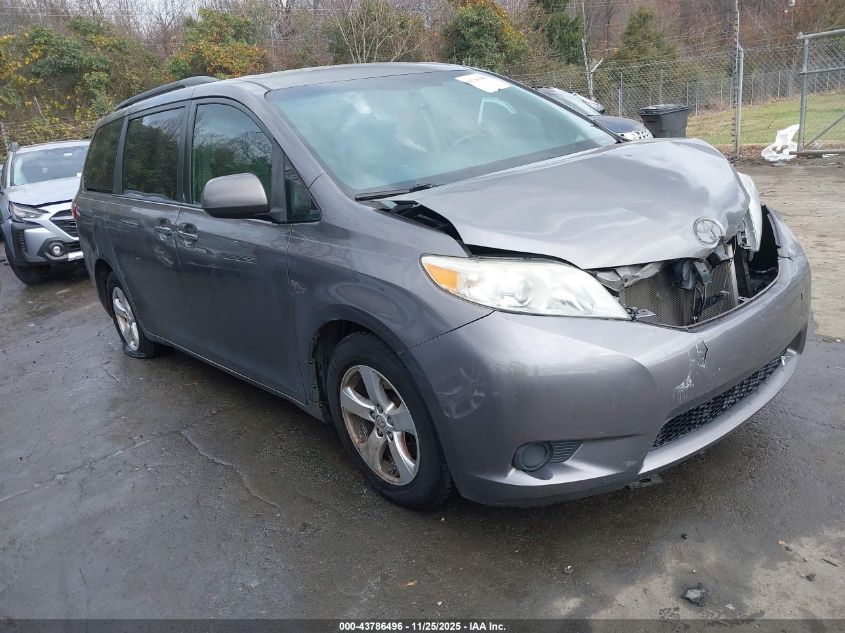 TOYOTA SIENNA LE 8 PASSENGER