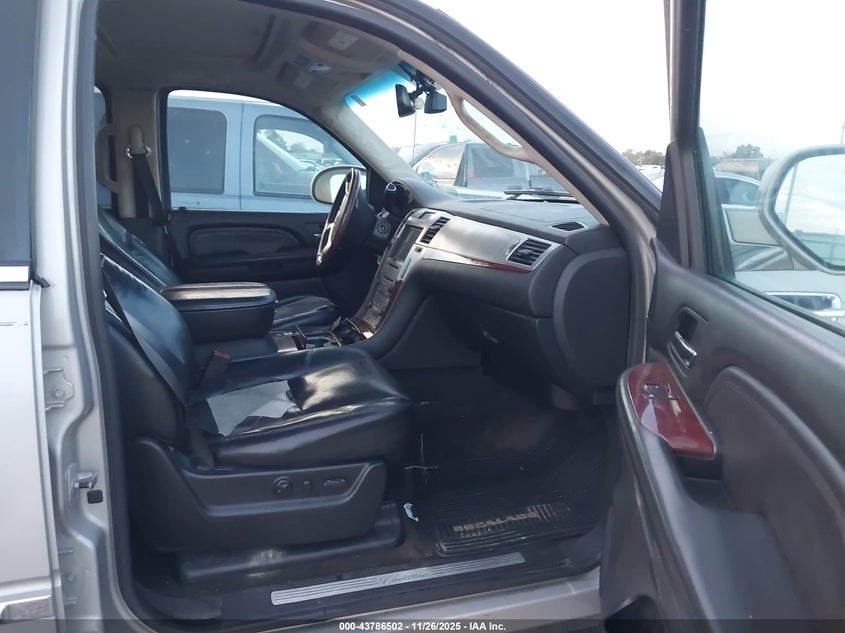 1GYFK66827R399529 2007 CADILLAC ESCALADE photo no. 5