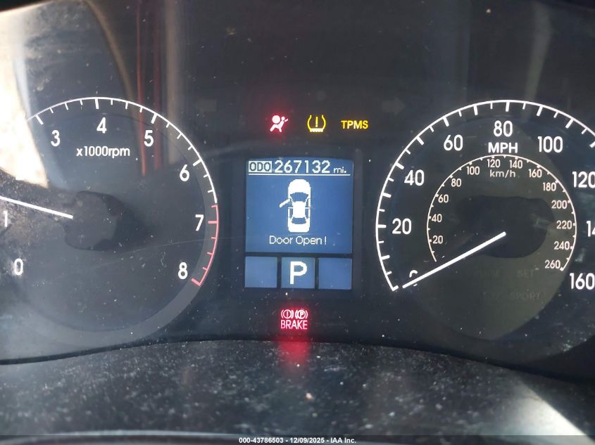 2012 Hyundai Genesis 3.8 VIN: KMHGC4DD8CU154958 Lot: 43786503