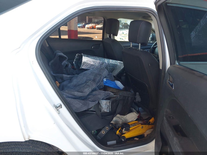2GNALBEKXH1503947 2017 CHEVROLET EQUINOX photo no. 8