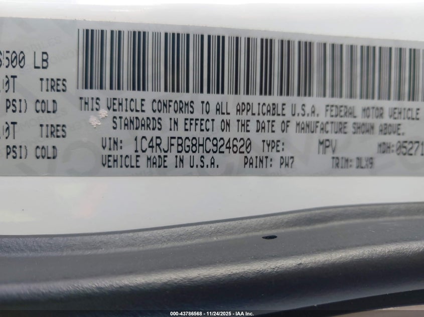 1C4RJFBG8HC924620 2017 JEEP GRAND CHEROKEE photo no. 9