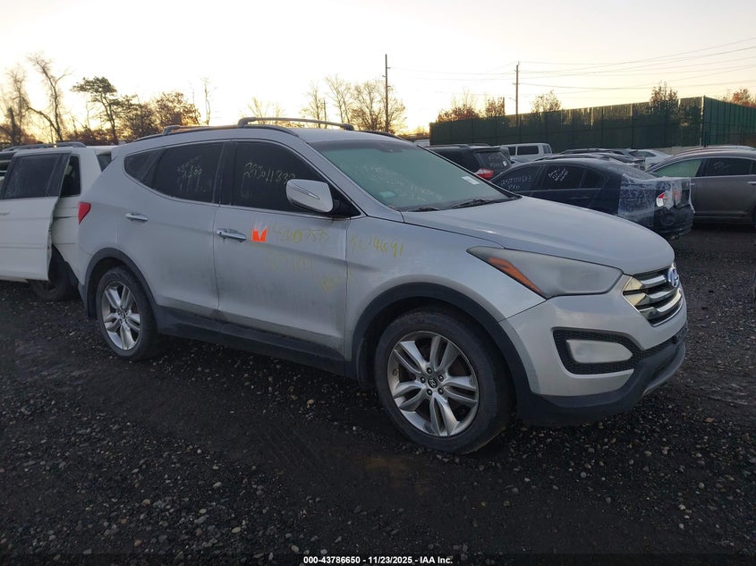 HYUNDAI SANTA FE SPORT 2.0T