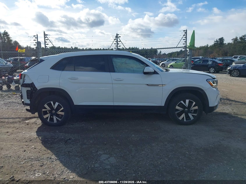 2023 Volkswagen Atlas Cross Sport 2.0T Se VIN: 1V2LC2CAXPC218328 Lot: 43786696