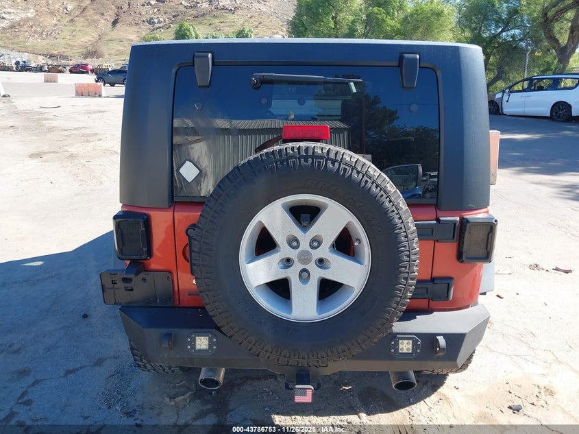 2009 Jeep Wrangler Unlimited X VIN: 1J4GA39129L727963 Lot: 43786753
