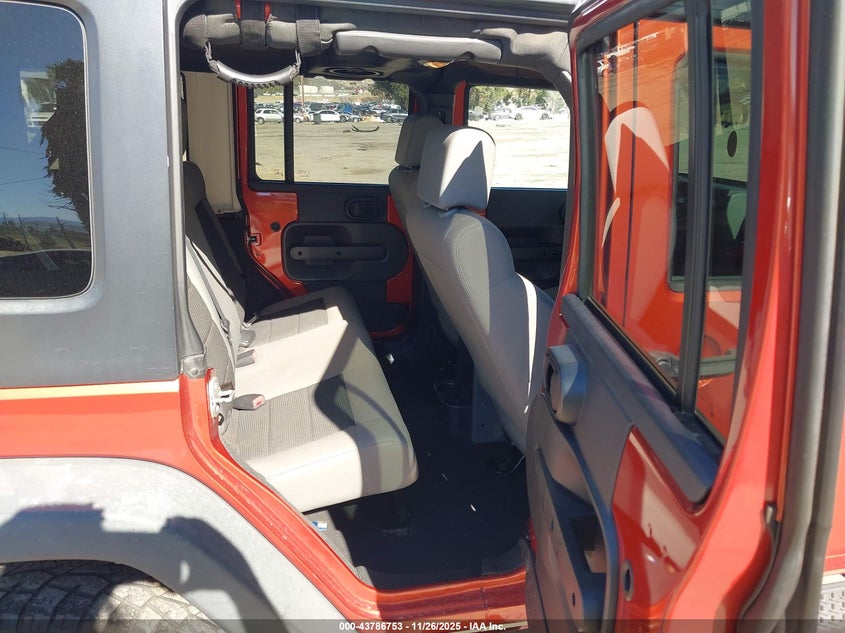 2009 Jeep Wrangler Unlimited X VIN: 1J4GA39129L727963 Lot: 43786753