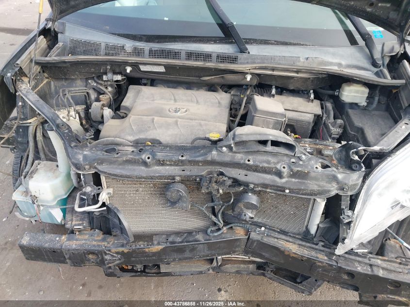 2015 Toyota Sienna Xle 8 Passenger VIN: 5TDYK3DC4FS655769 Lot: 43786858