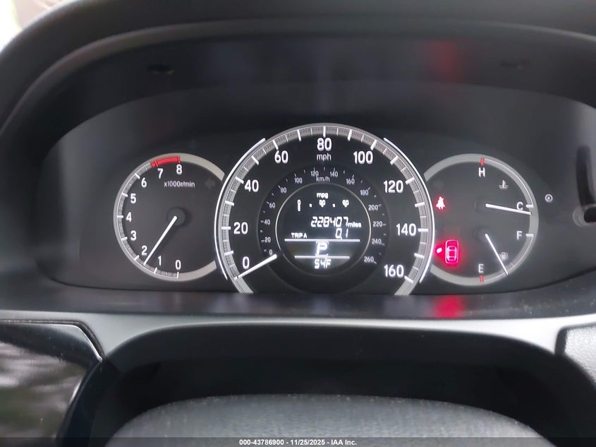 1HGCR2F31HA268773 2017 HONDA ACCORD photo no. 7