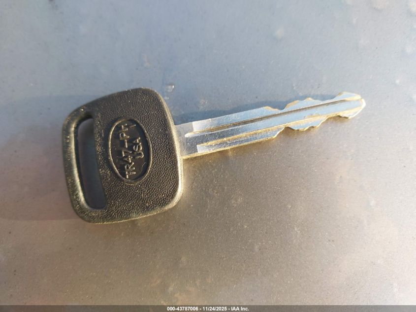 2006 Pontiac Vibe VIN: 5Y2SM65856Z452366 Lot: 43787006