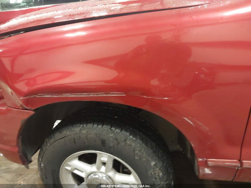 2004 Ford Explorer Nbx/Xlt VIN: 1FMZU73K04UB33823 Lot: 43787026