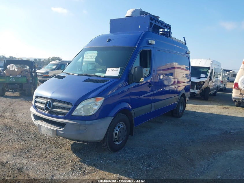 WD3PF3CC8C5628247 2012 MERCEDES-BENZ SPRINTER photo no. 2