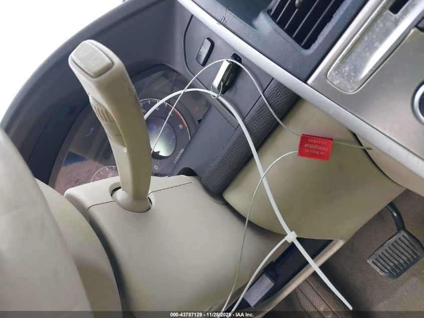 2010 Volvo Xc60 3.2 VIN: YV4982DL1A2101227 Lot: 43787129