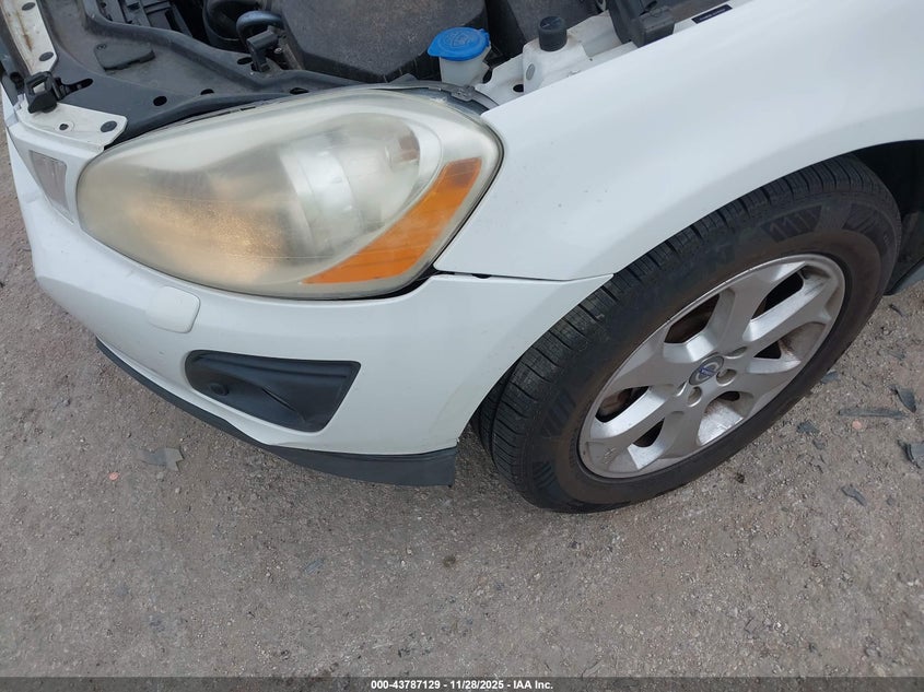 2010 Volvo Xc60 3.2 VIN: YV4982DL1A2101227 Lot: 43787129