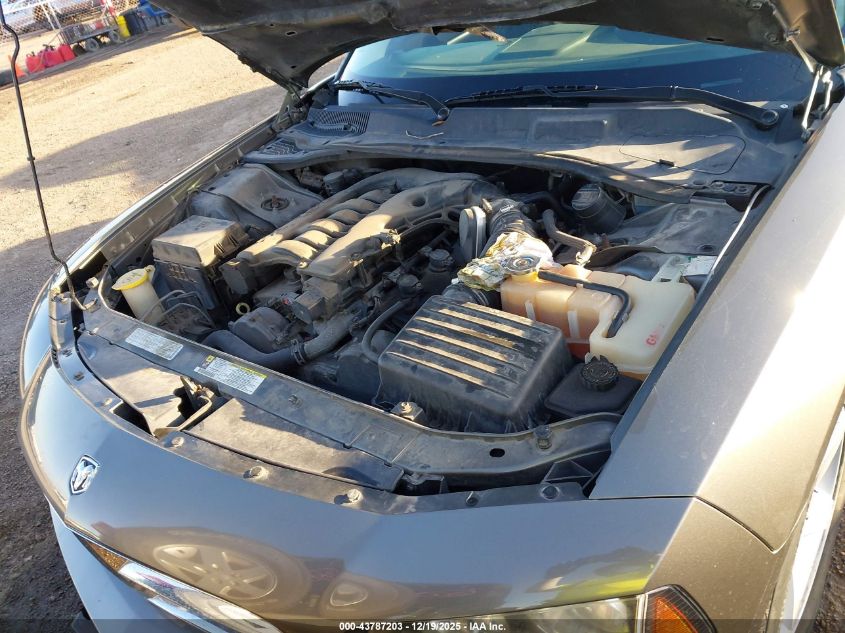 2009 Dodge Charger Sxt VIN: 2B3KA33V89H584740 Lot: 43787203