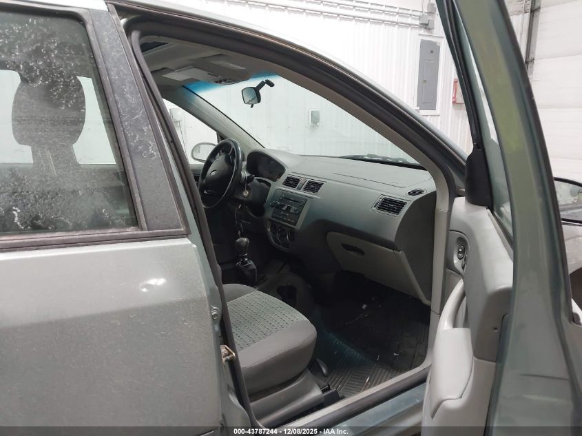 1FAHP34N25W194112 2005 FORD FOCUS photo no. 5